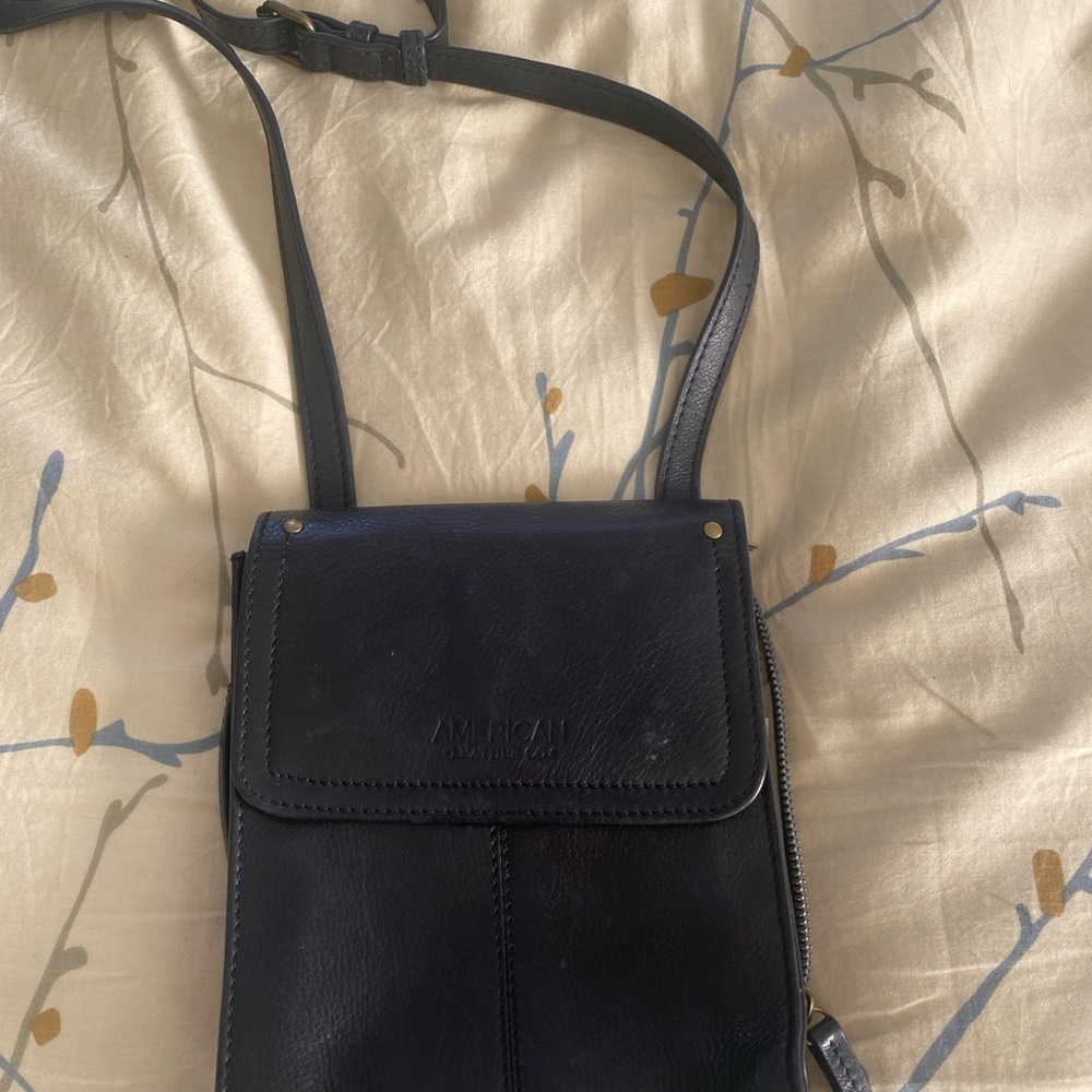 Elegant Black Crossbody Bag